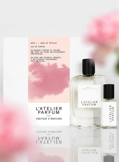 COFFRET CŒUR DE PÉTALES ET ARME BLANCHE